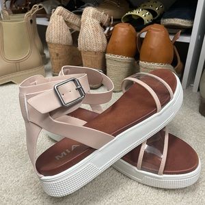 MIA Platform Sandals